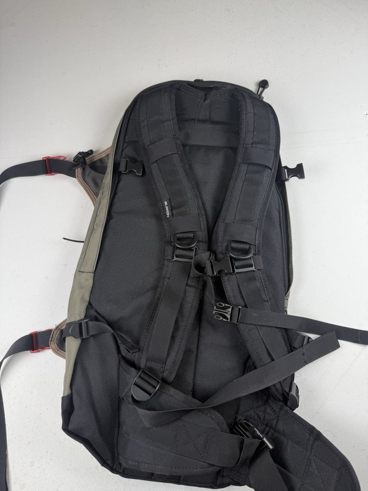Burton ak Backpack Green Dispatcher