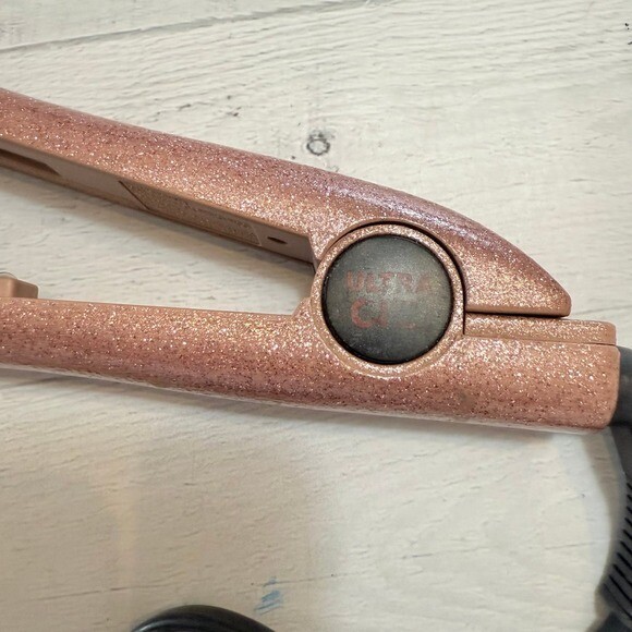 Chi Ceramic Flat Iron Glitter pink