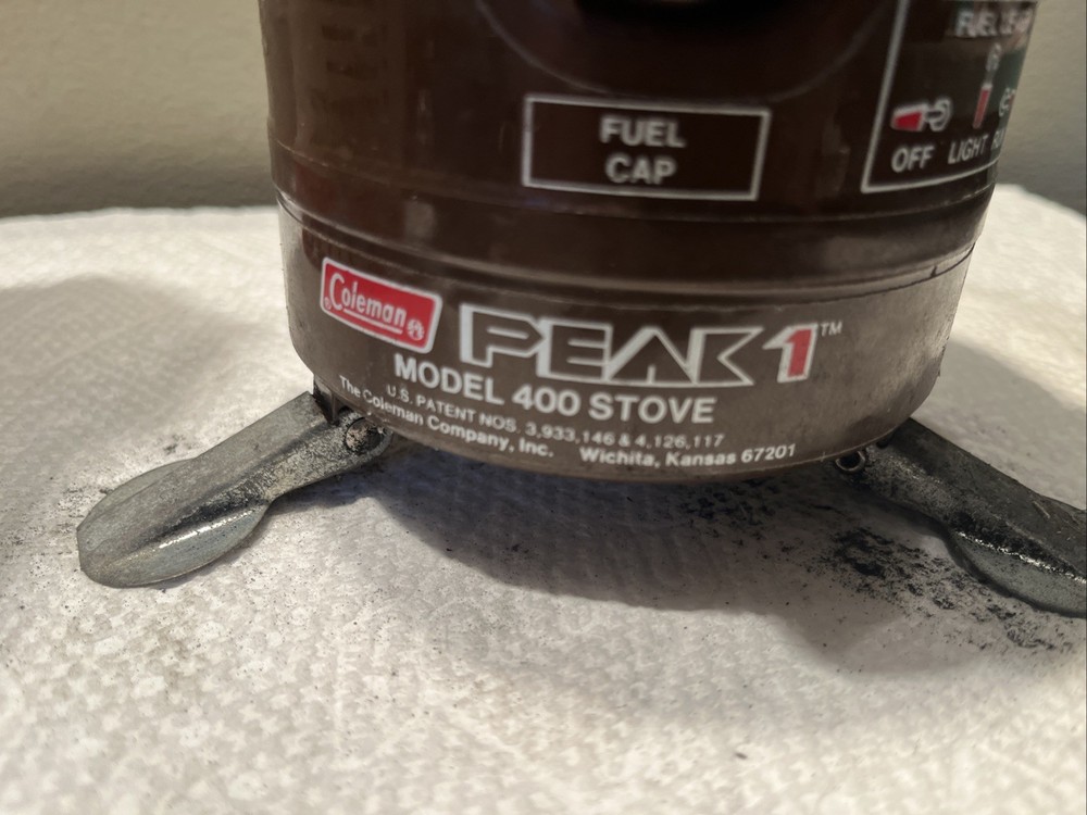 Coleman Peak 1 Model 400 Backpacking Stove