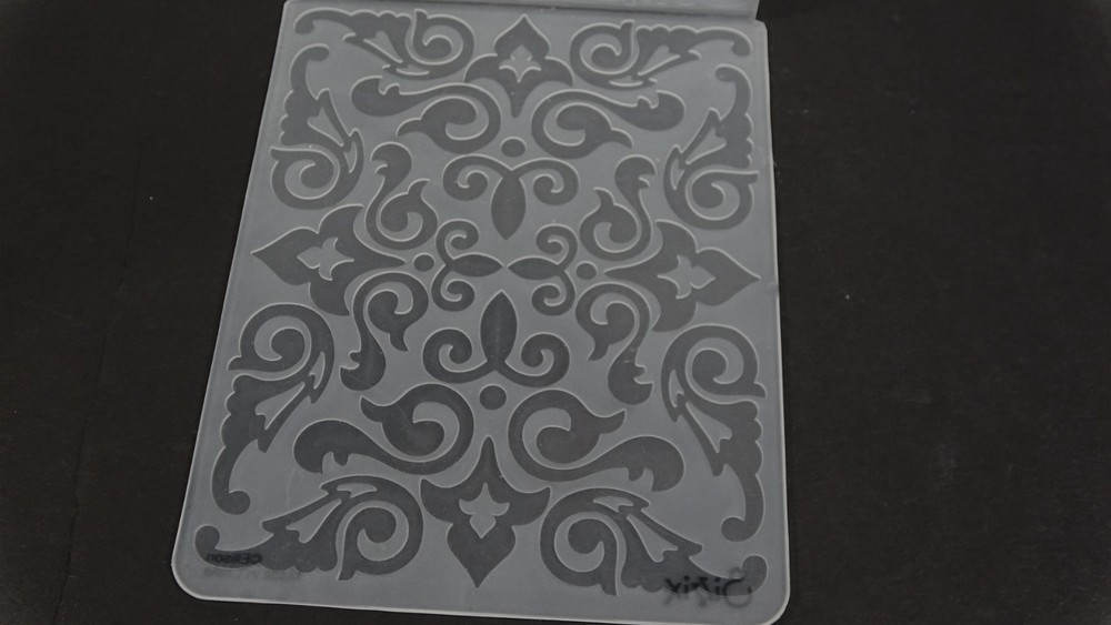 Sizzix Embossing Folder Baroque Pattern