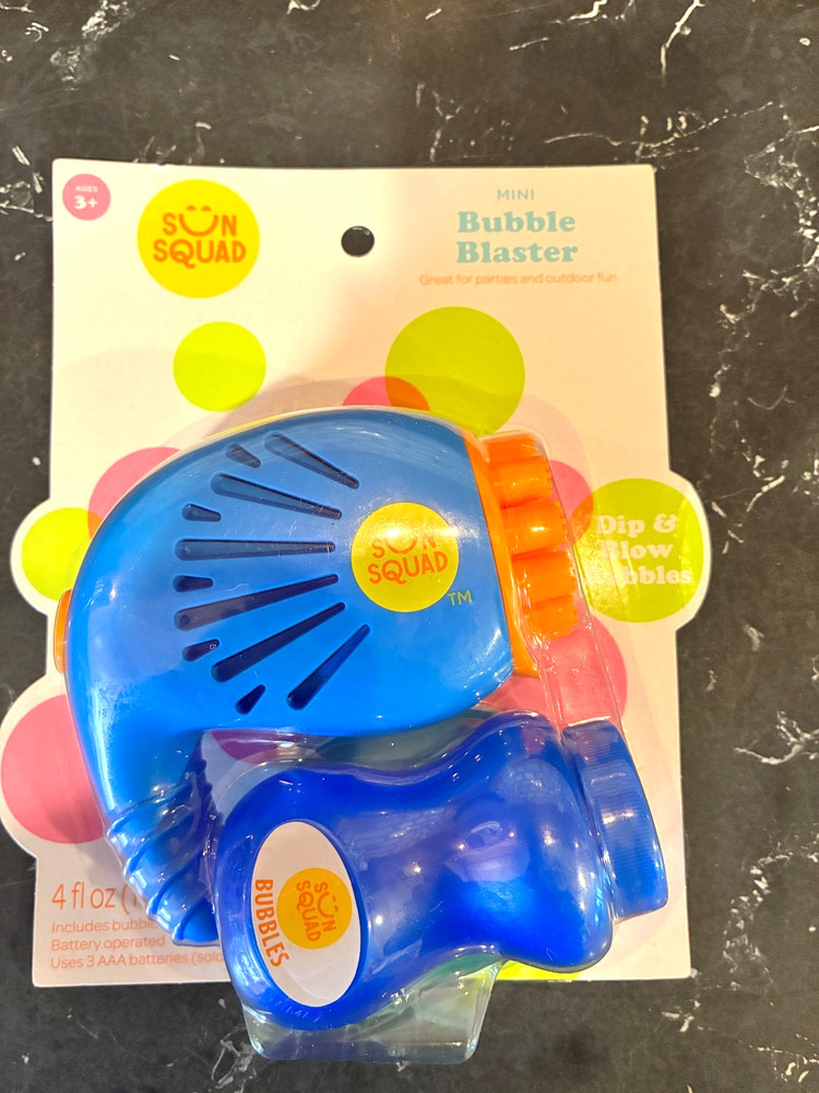 Sun Squad Lightning Bubble Blaster w/ 4oz Bubble Solution – Battery Powered Toy