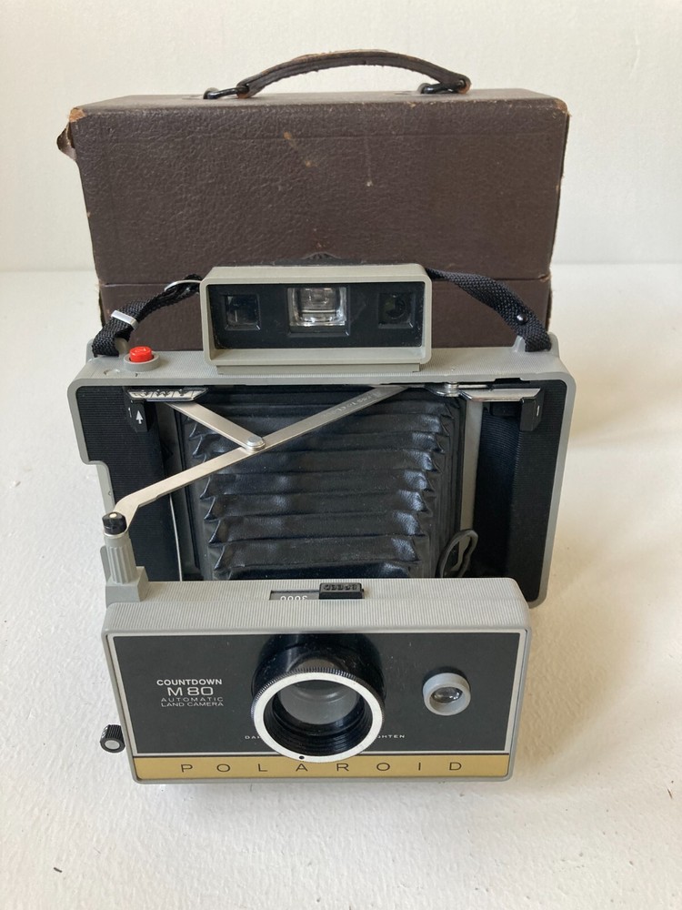 Polaroid Countdown M80 Automatic Land Camera w/Case Front Cover Missing