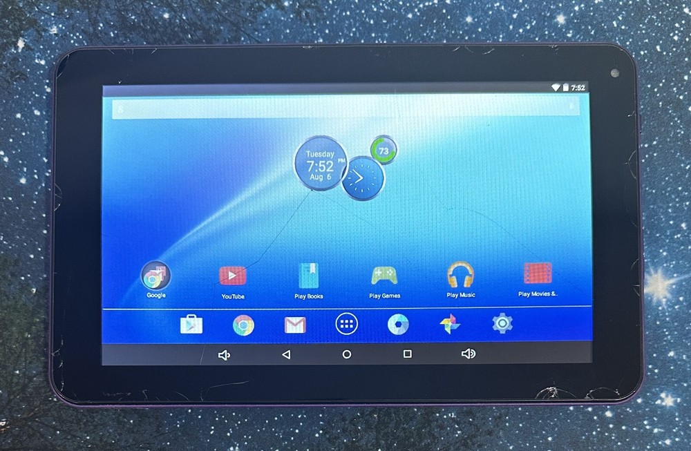 Trinity Tablet T900 HD - Wifi - 16GB - tested working - **READ