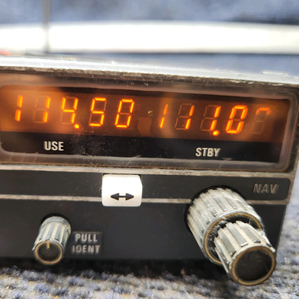 069-1024-00 | Bendix King KX 155 | NAV/COM & Glideslope – 14V, Rack & Connector