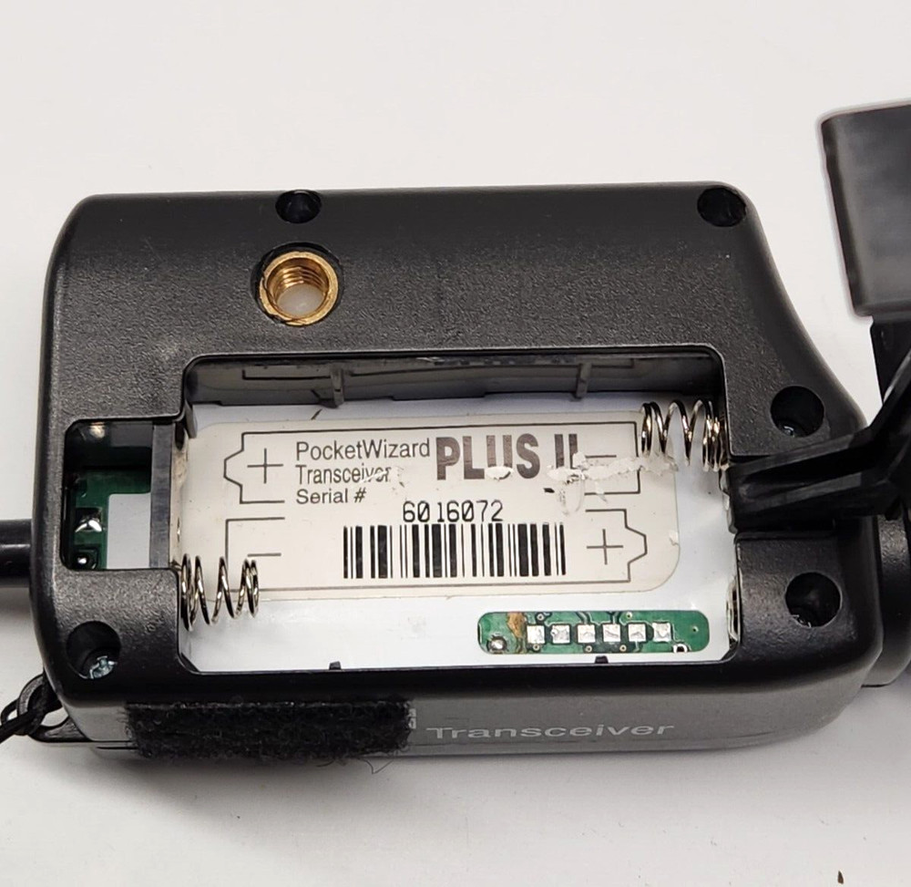 Pocket Wizard Plus II Radio Slave Transceiver