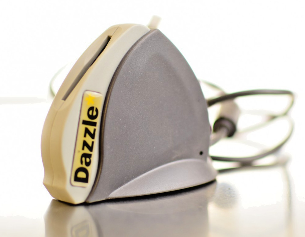 Dazzle SD/MMC Digital Media Reader DM-8300
