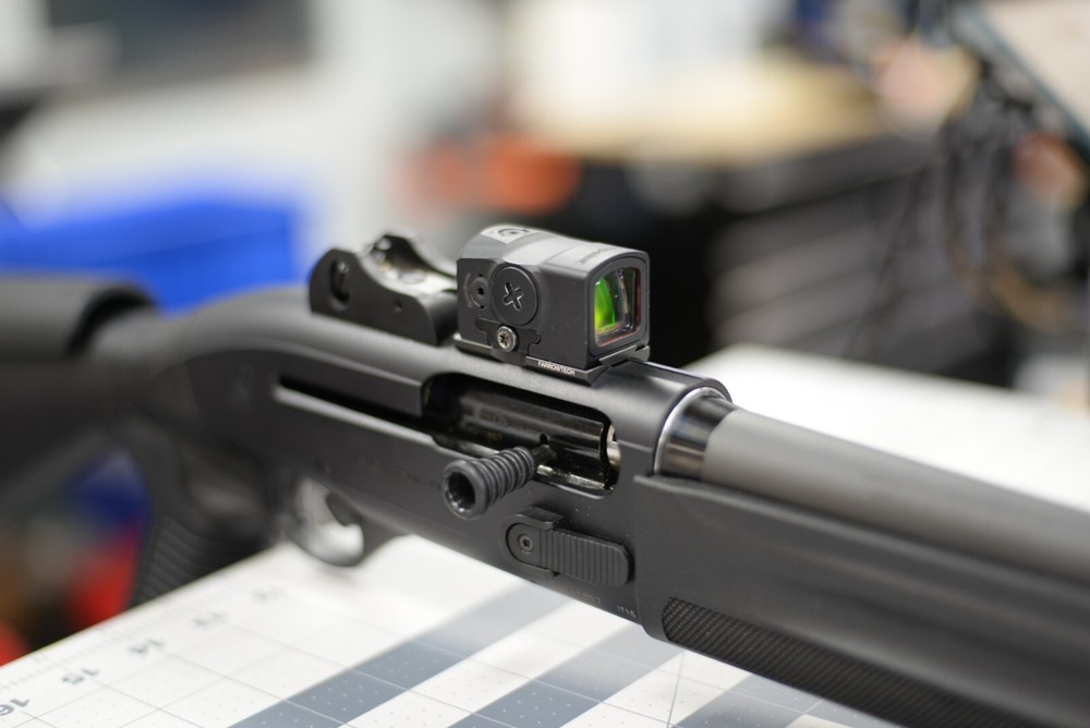 Beretta 1301 Red Dot Plate