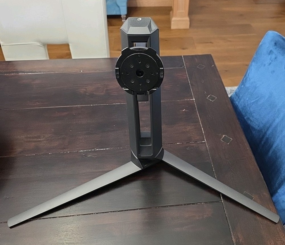 ASUS ROG Swift PG49WCD stand