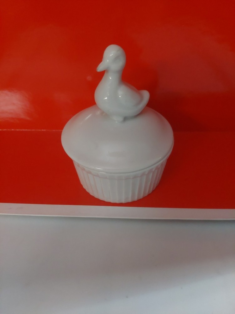 White Duck Ceramic Trinket Box