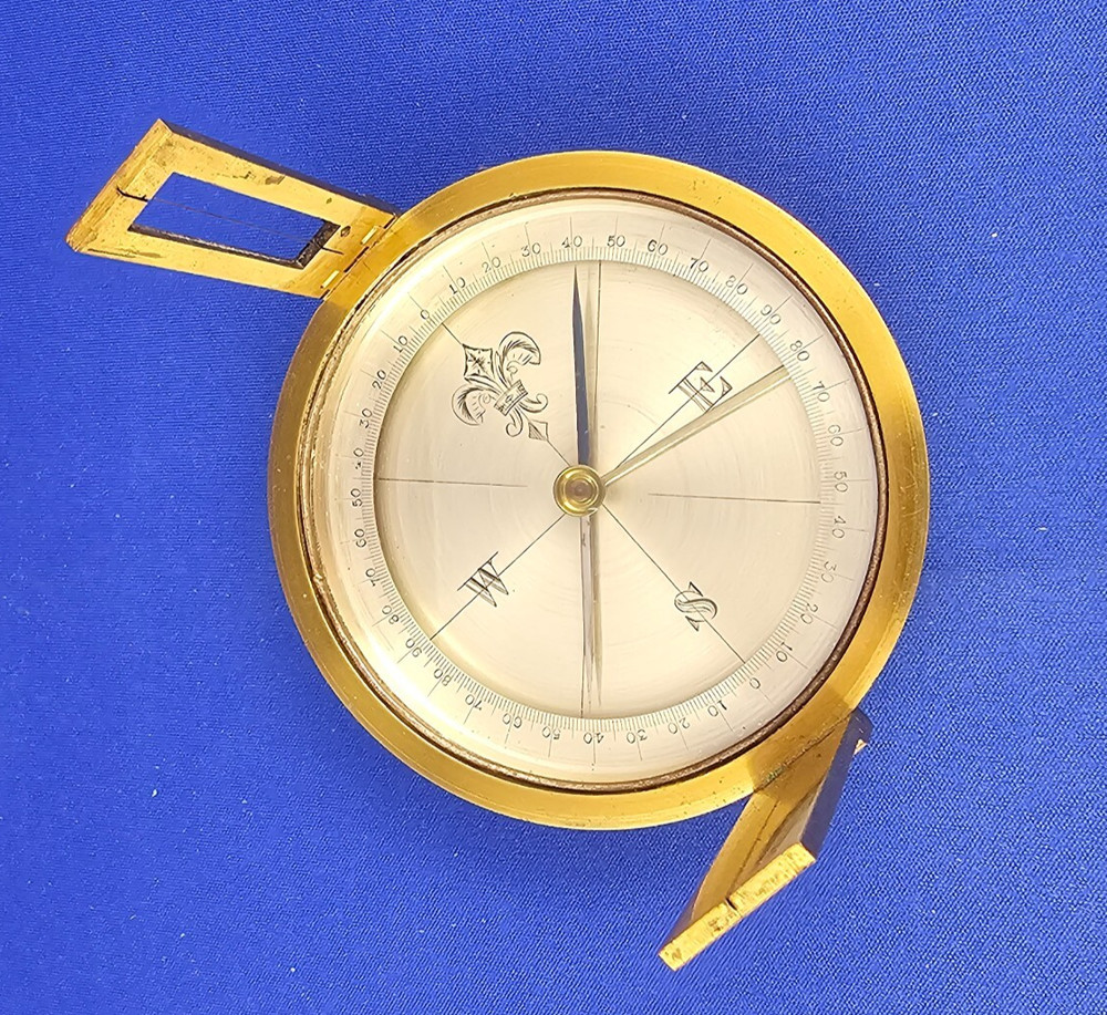 Antique Brass Surveyor's POCKET COMPASS Functioning Needle Lock Original Case