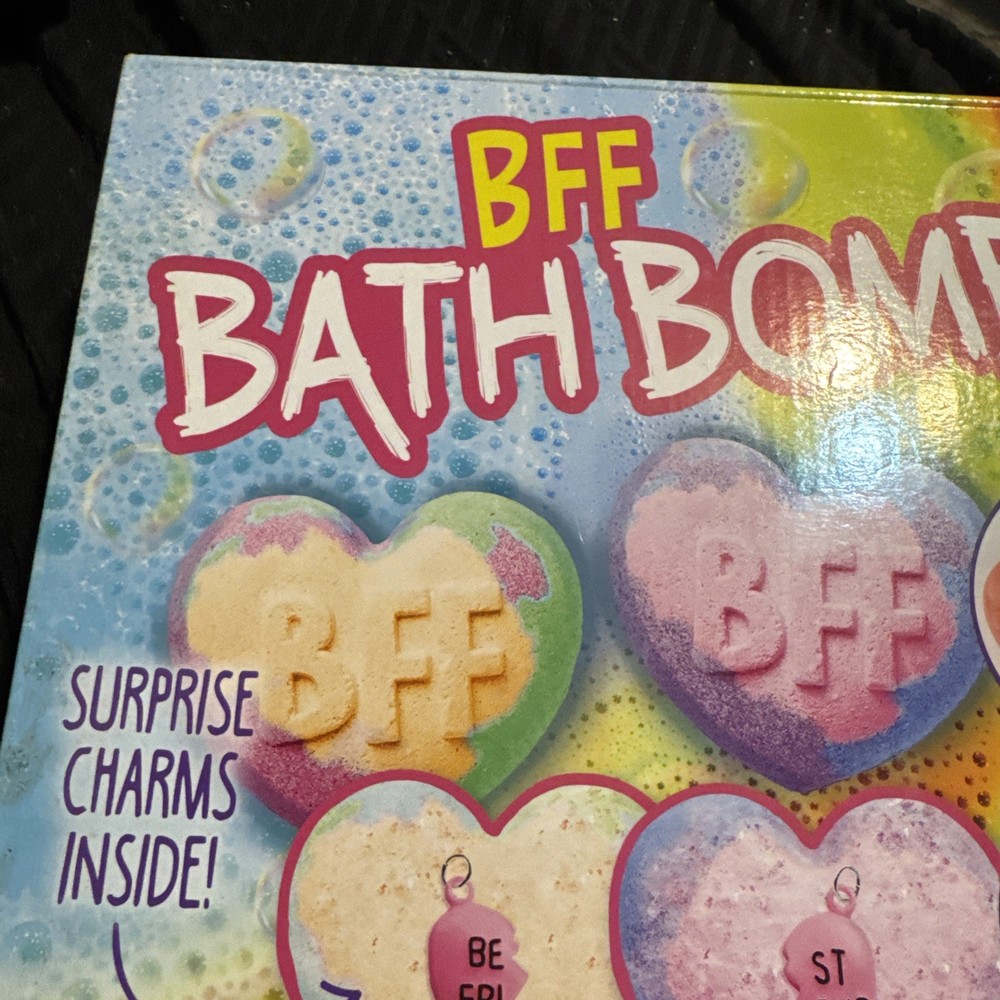 BFF Bath Bombs Create 2 Bath Bombs with Surprise Charms Inside! NEW