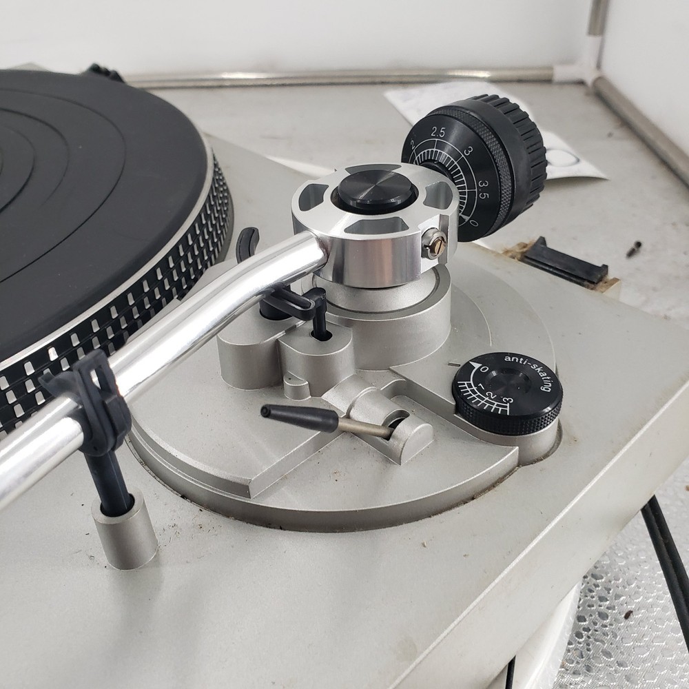 Technics SL-B2 Automatic Belt Drive Turntable System - Needs Cartridge/ Needle