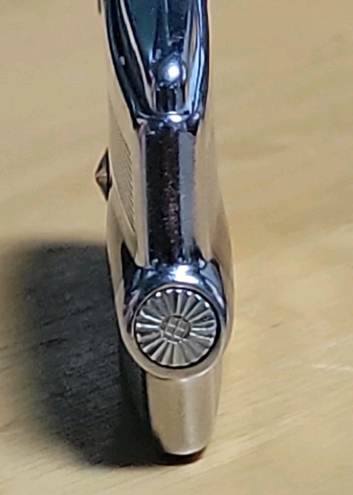 Vintage Ronson Varaflame Adonis Lighter