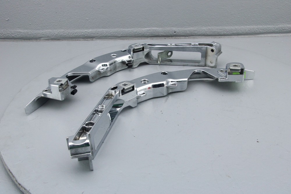2018 Harley Road Glide - SADDLEBAG SUPPORT BRACKET - CHROME LEFT RIGHT