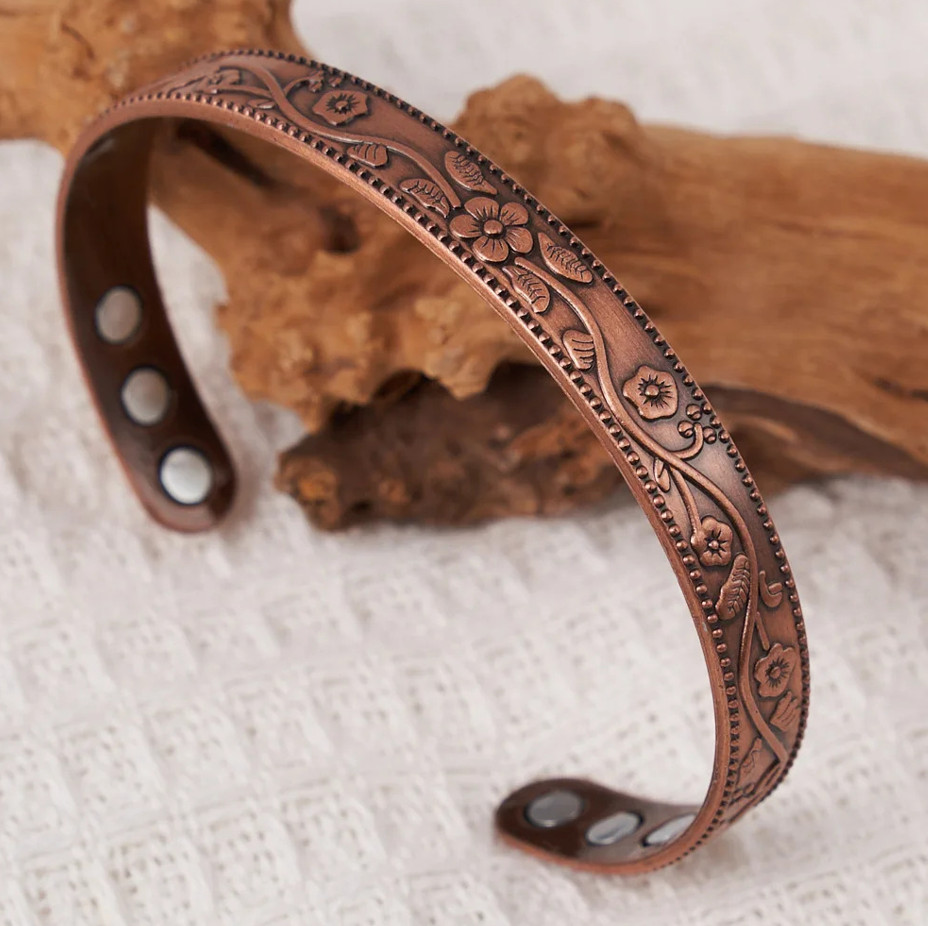 Magnetic bracelet