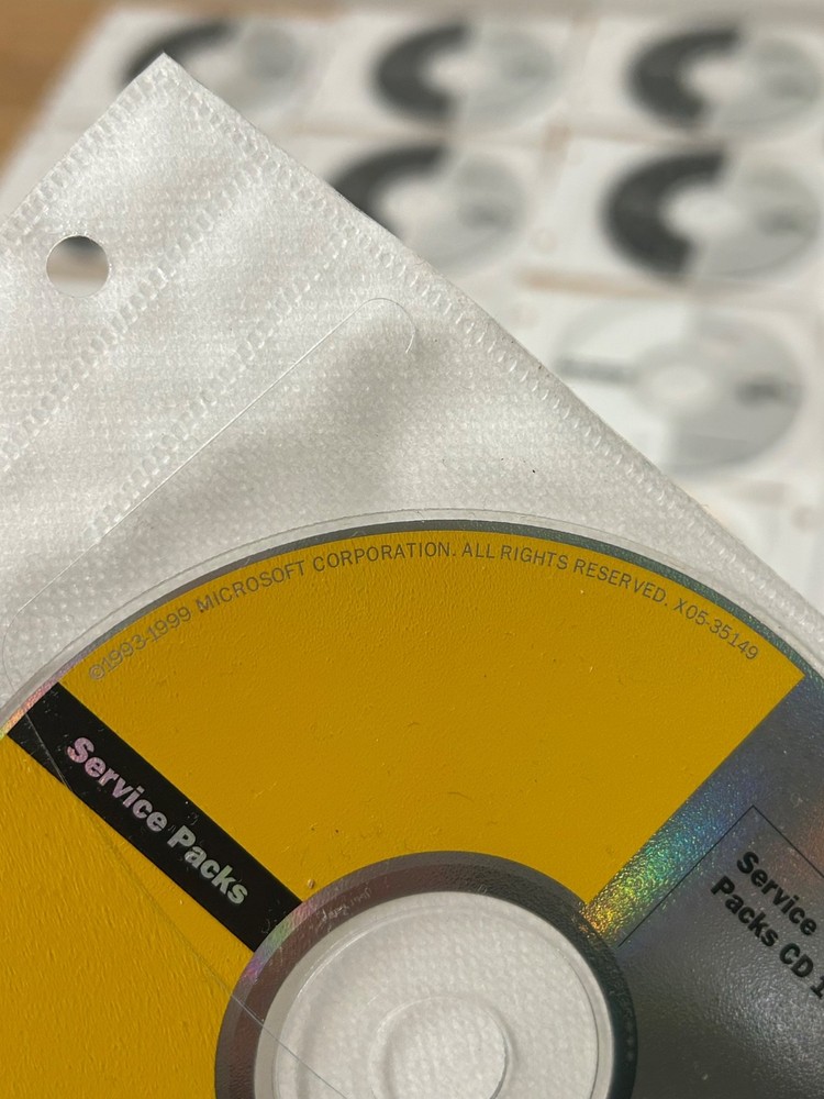 Microsoft TechNet Bundle 1999 2000 Utilities Extras Monthly Issues Service Packs