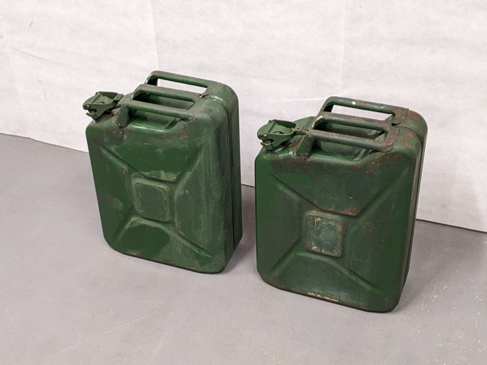 Genuine Vintage Army 20L Metal Green Fuel Jerry Can - 1950s