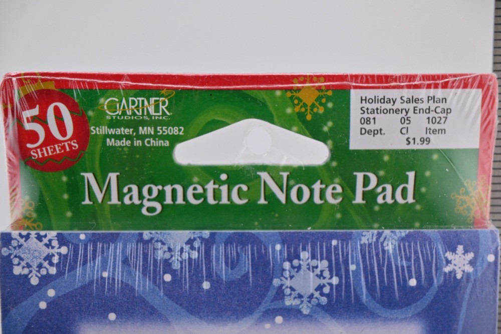 Magnetic note pads Christmas theme different pads