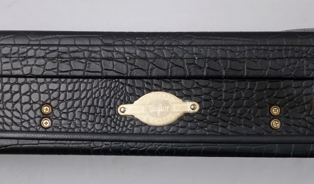 Taylor T3 / T5 Hardshell Black Case Alligator Pattern