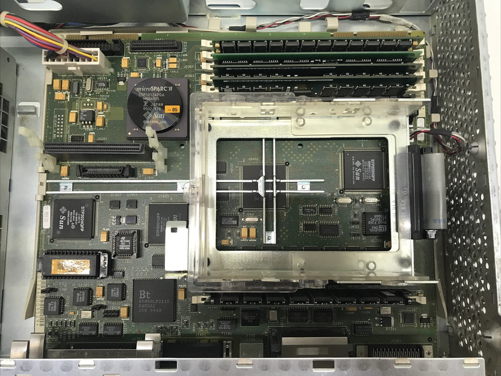 SUN Microsystems SPARCStation 4 544 microSPARC II POWERS ON AS IS