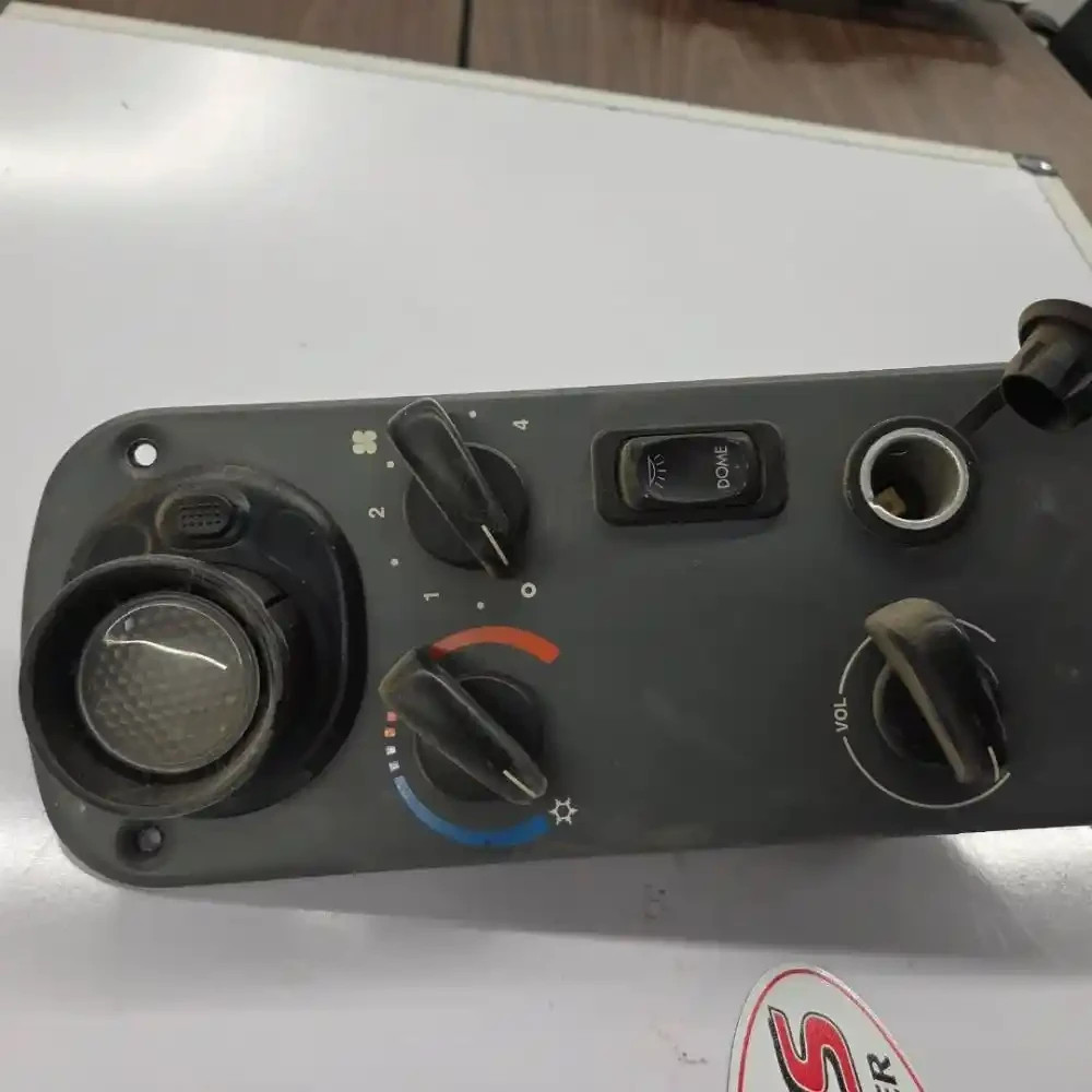 2007 Freightliner Columbia Sleeper Heater Controls