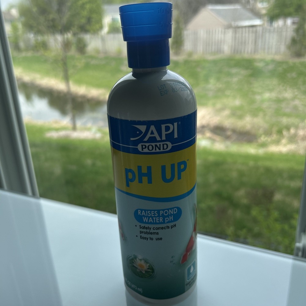 API Pond pH UP Pond Water pH Raising Solution 16 oz. Bottle