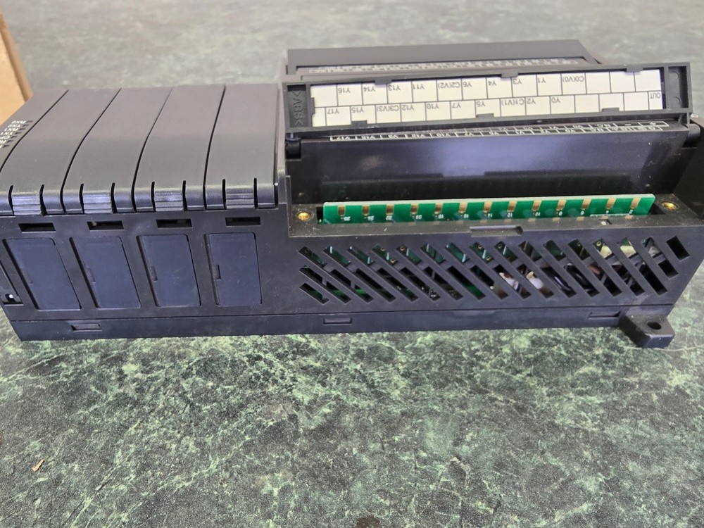 KOYO DIRECT LOGIC 06 AUTOMATION DIRECT D0-06DD2 PLC MODULE