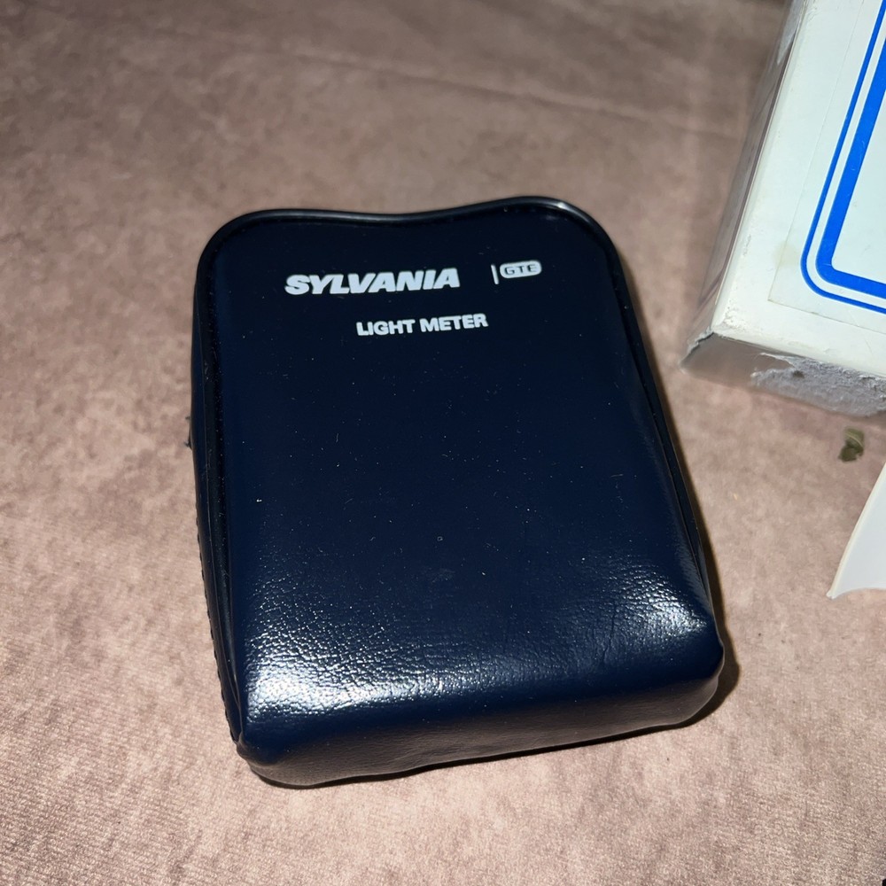 Vintage Sylvania Light Meter Model DS-2000 W/ Instructions & Case