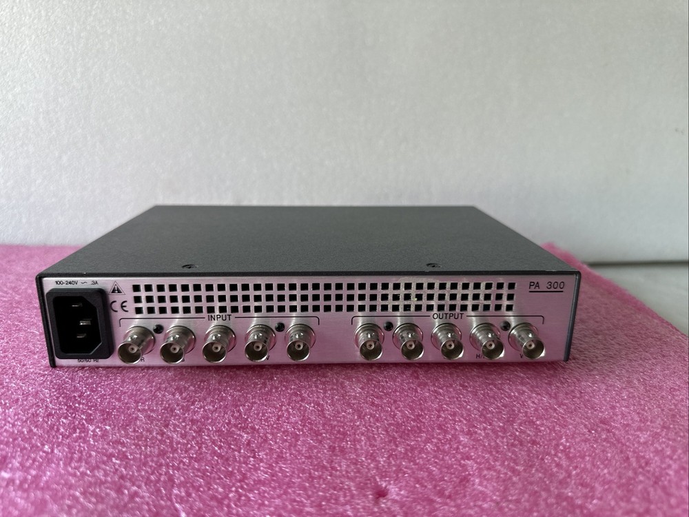 Extron PA 300 Peaking Amplifier