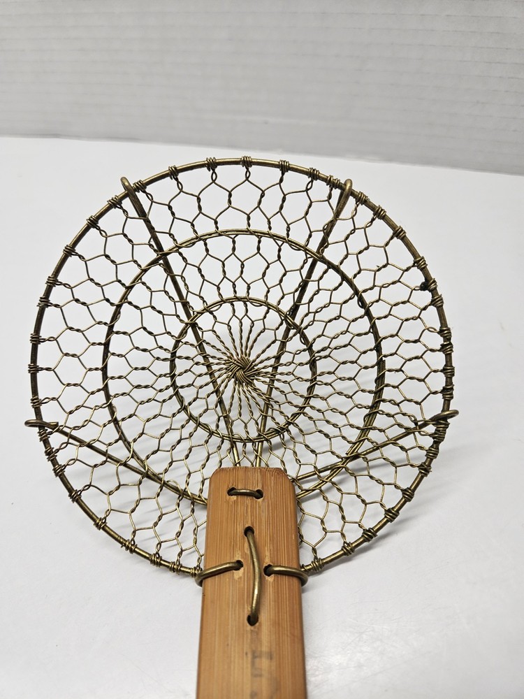 Sunrise 5" Round Brass Spider Strainer With A Bamboo Handle