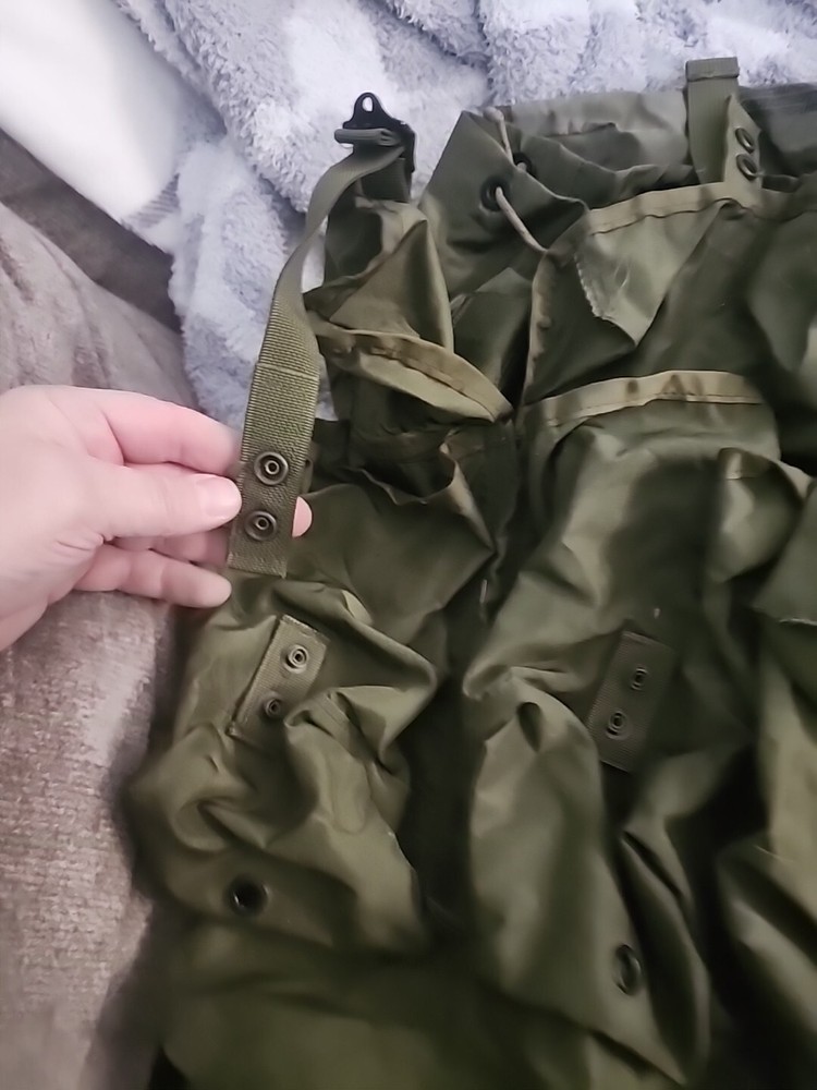 Fastek Vintage Military Back Pack. Missing One Sholder Strap.