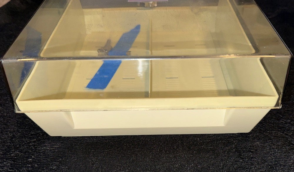 Pengo Dual Floppy Disk Plastic Locking Storage Box Case Holder Organize Key