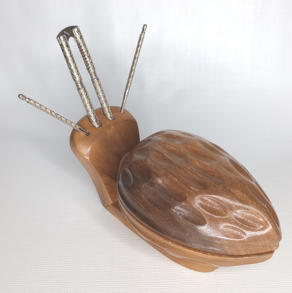 Walnut Shaped Nut Set Bowl, Picks, And Cracker VTG