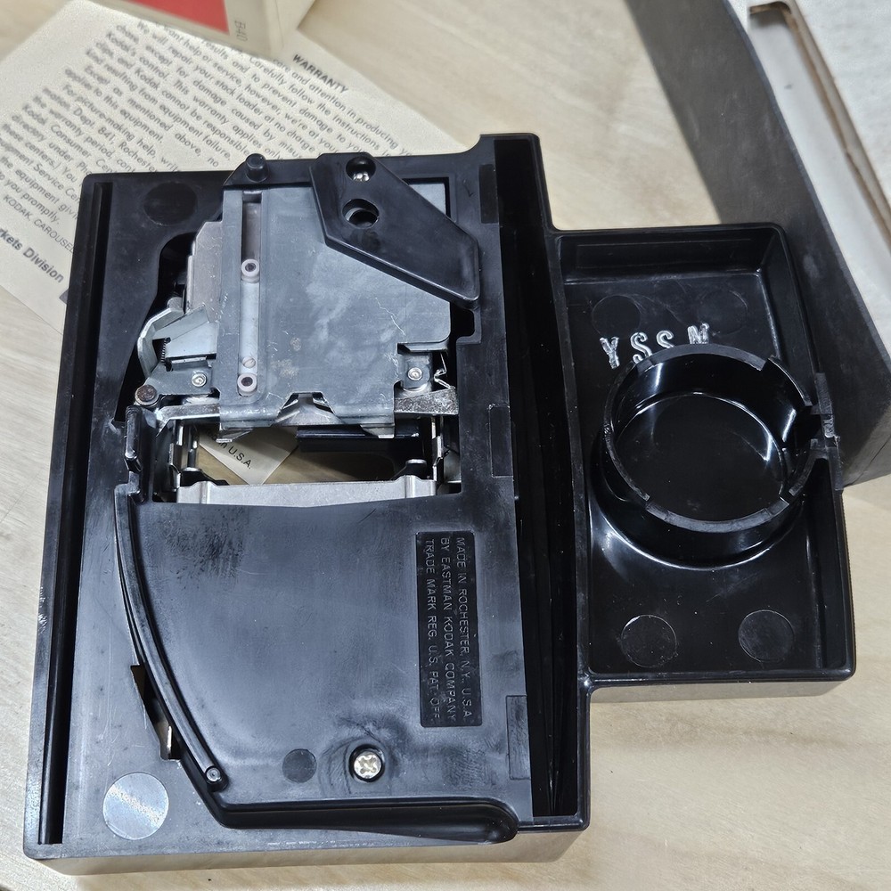 KODAK Carousel Stack Loader with original box And Manual. B40