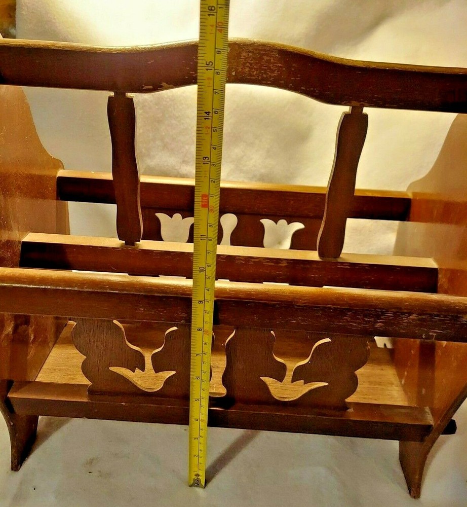 VINTAGE WOOD MAGAZINE RACK HOLDER
