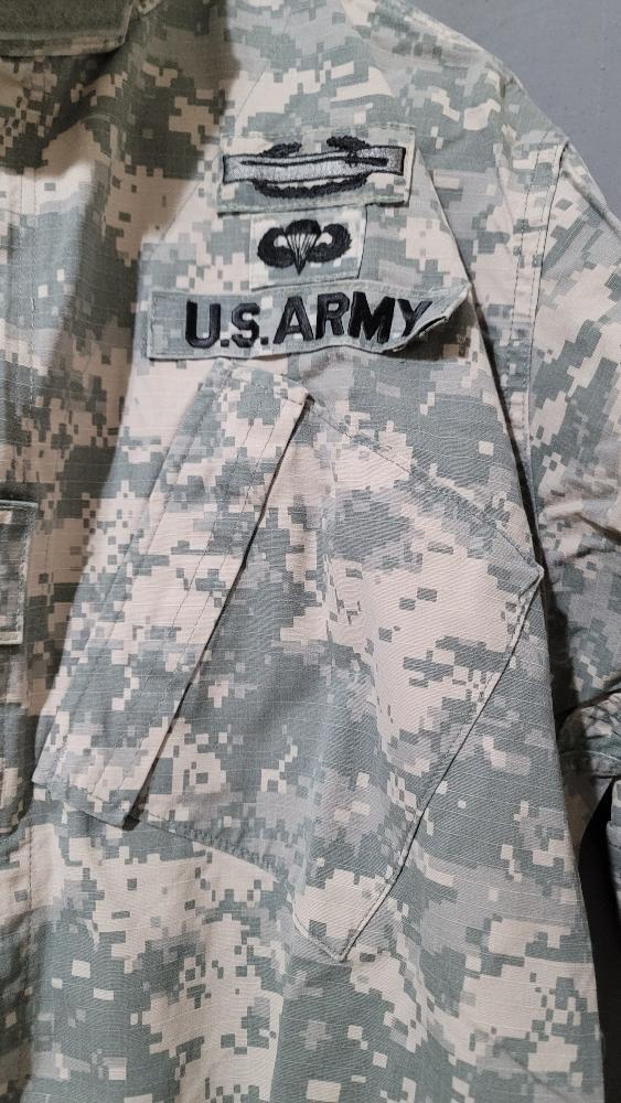 ACU Digital Jacket Medium-Regular #62g