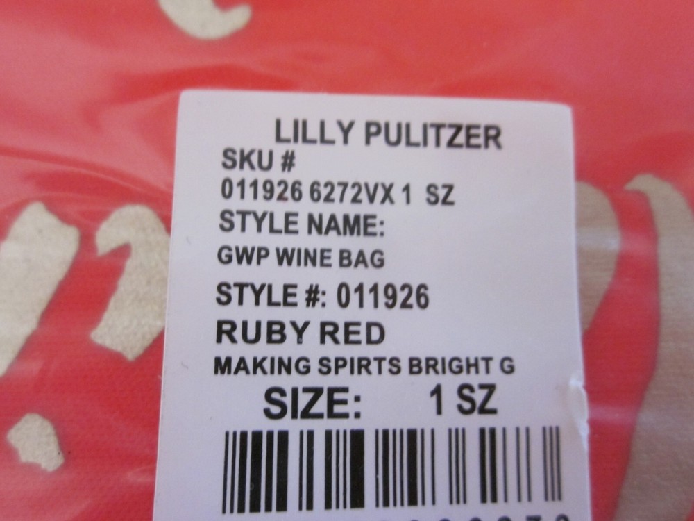 NWT LILLY PULITZER Ruby Red MAKING SPIRITS BRIGHT Wine Bag Bottle Holder