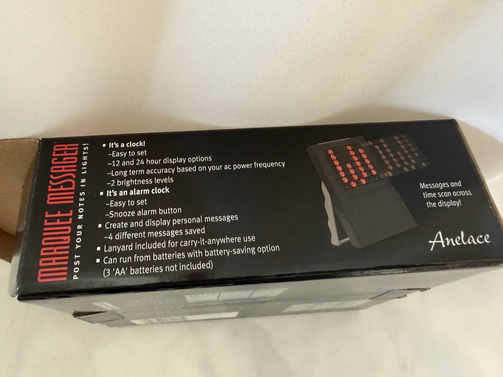 Marquee Programmable LED Scrolling Sign-Display Board 2" x 2" (WITH BATTERIES).