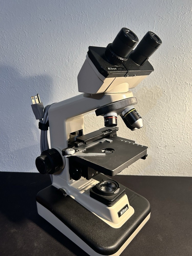 Nikon YS2-T Alphaphot 2 Microscope With Objectives E4 0.10/ E10 0.25/ E40 0.65