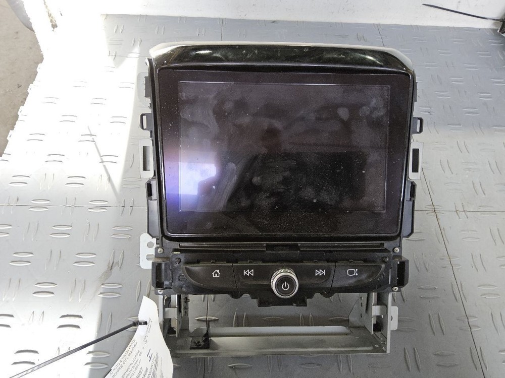 2020-2024 TRAVERSE 8" Dash Mounted Display Screen Driver Information