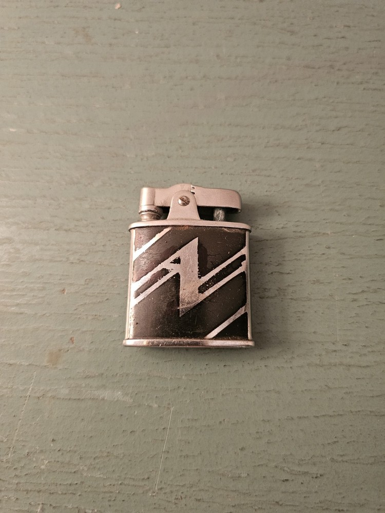 Vintage Ronson De-Light ArtDeco Design Lighter, Complete-Very Good