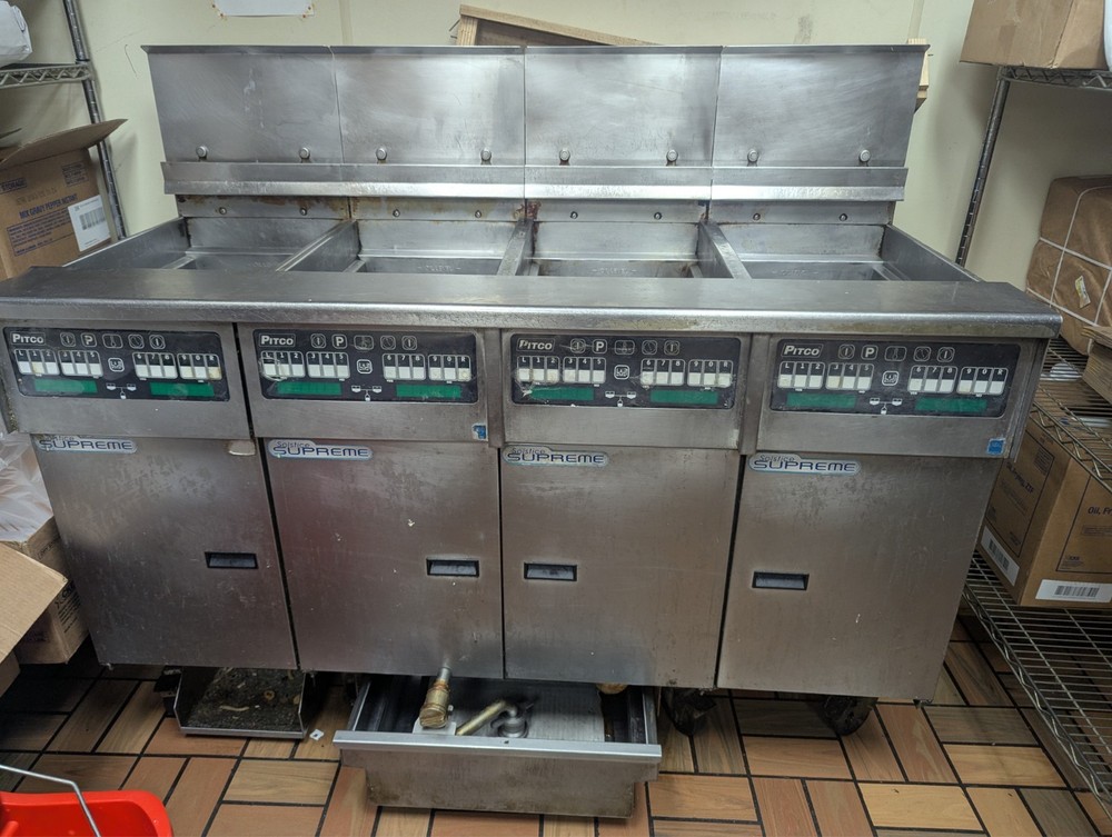 4 Pitco ROV Fryer with filtering