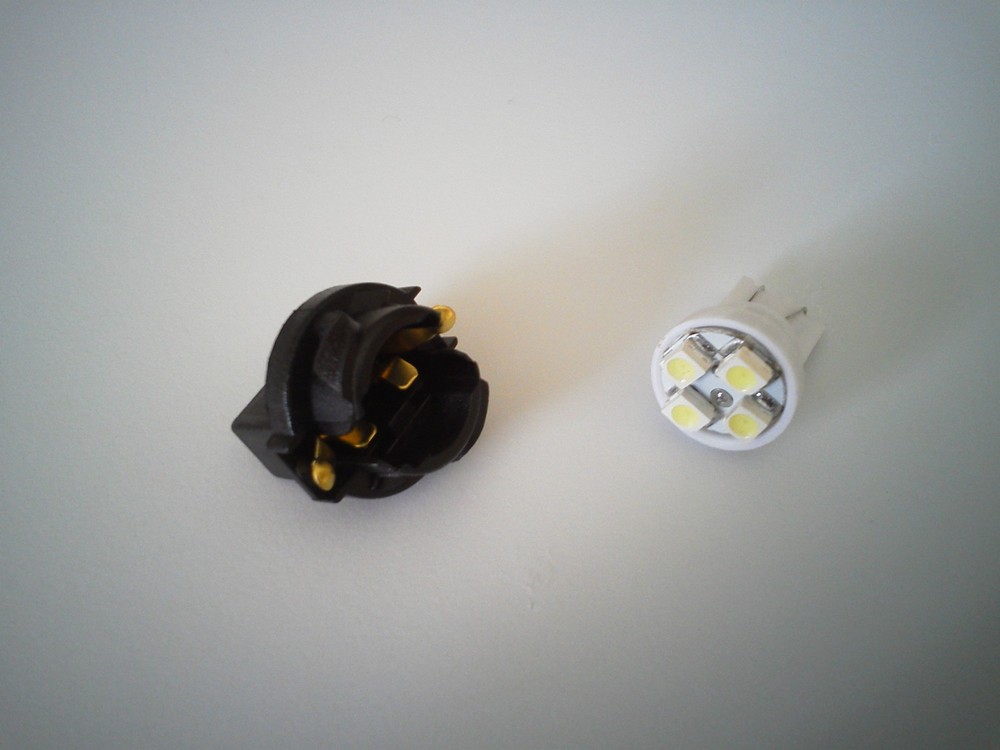 Buick 10 White 4 LED Dashboard Instrument Panel Indicator Light Bulb Sockets