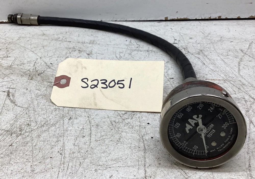 VINTAGE MAC TOOLS COMPRESSION TESTER & HOSE ASSEMBLY 0-300 PSI