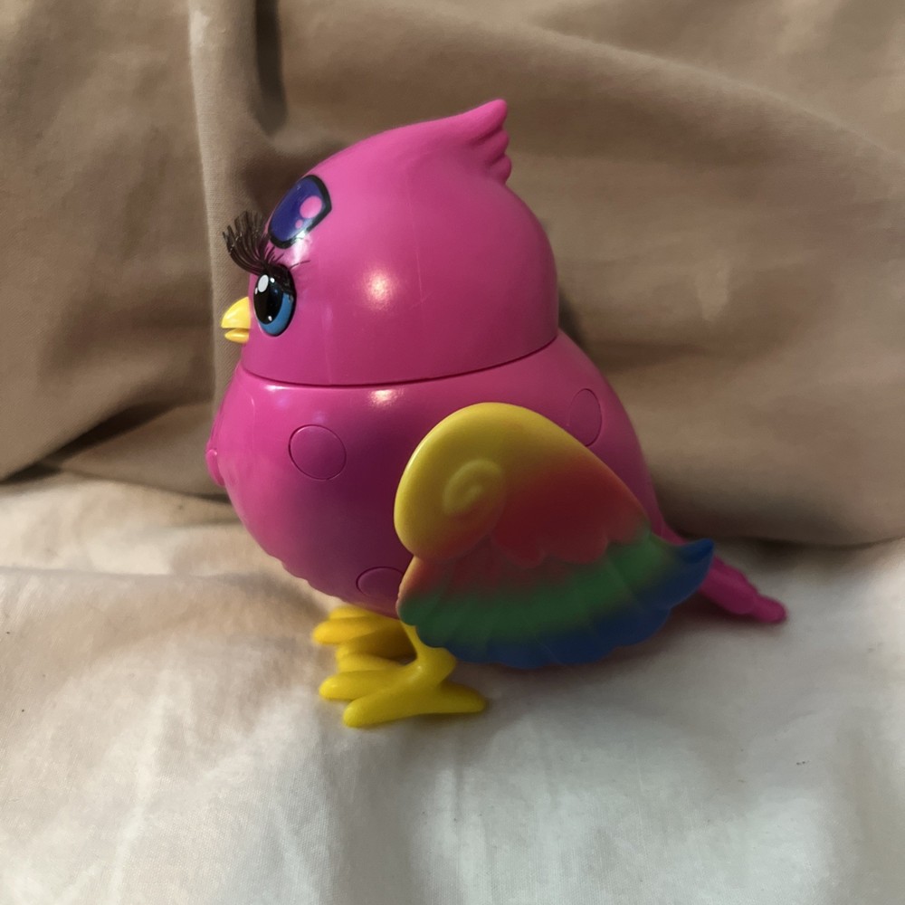 Little Live Pets Lil' Bird Flutter Tail 3.5" Interactive Toy C7