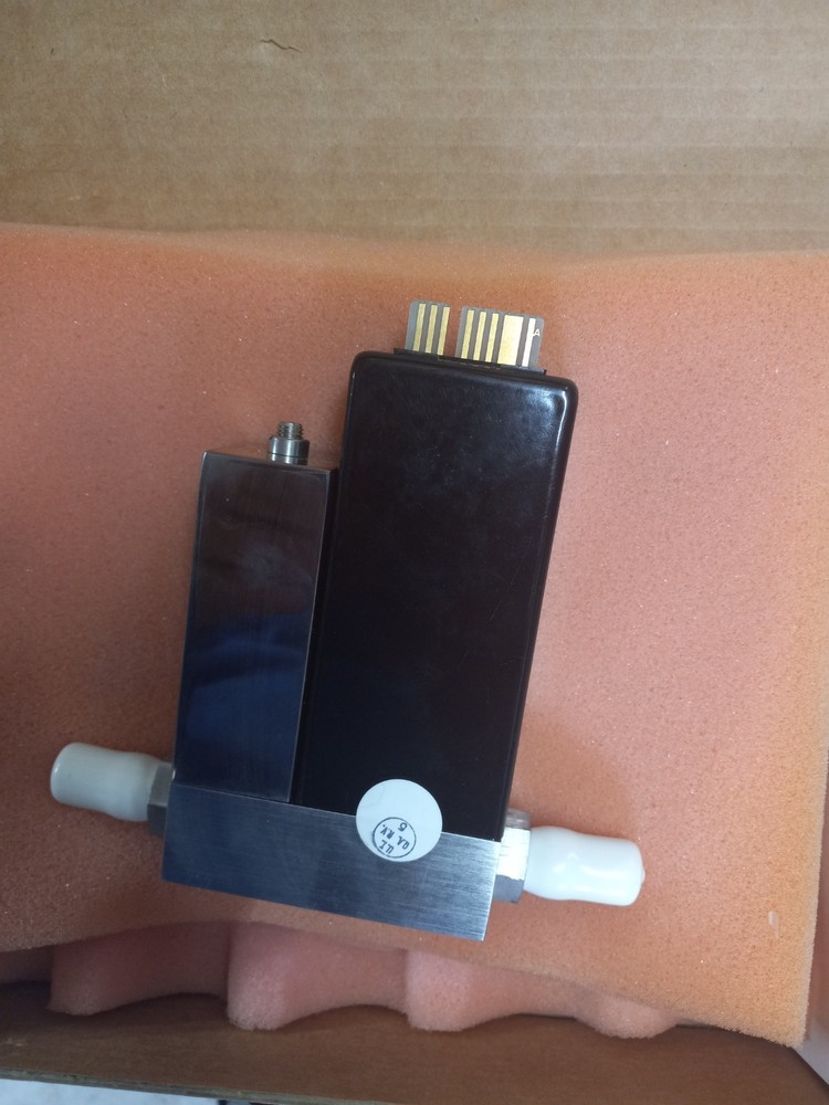 Unit UFC-1200A Mass Flow Controller MFC AR 5 SLM OPEN BOX
