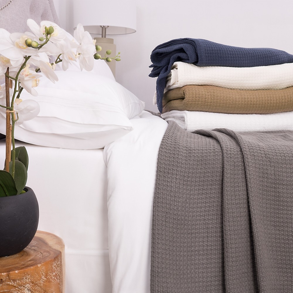 Grand Hotel 100% Cotton Houndstooth Stitch Pattern Woven Blanket Assorted Sizes