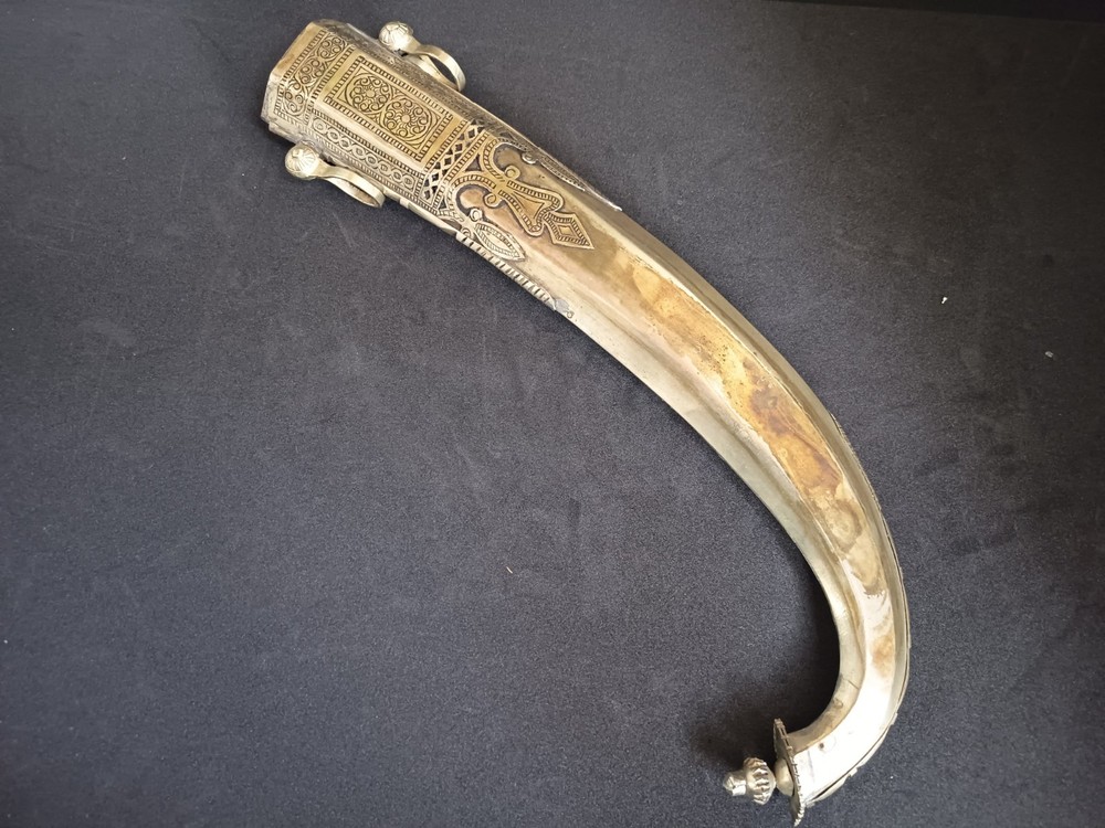 jambiya dagger