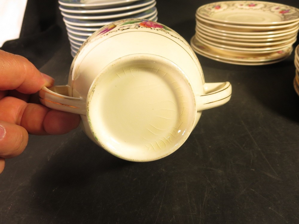 Knowles China Pattern #Kno57 Sugar Bowl with Lid