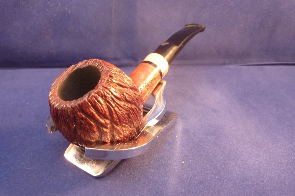 Pipe Luigi Viprati Rusticated